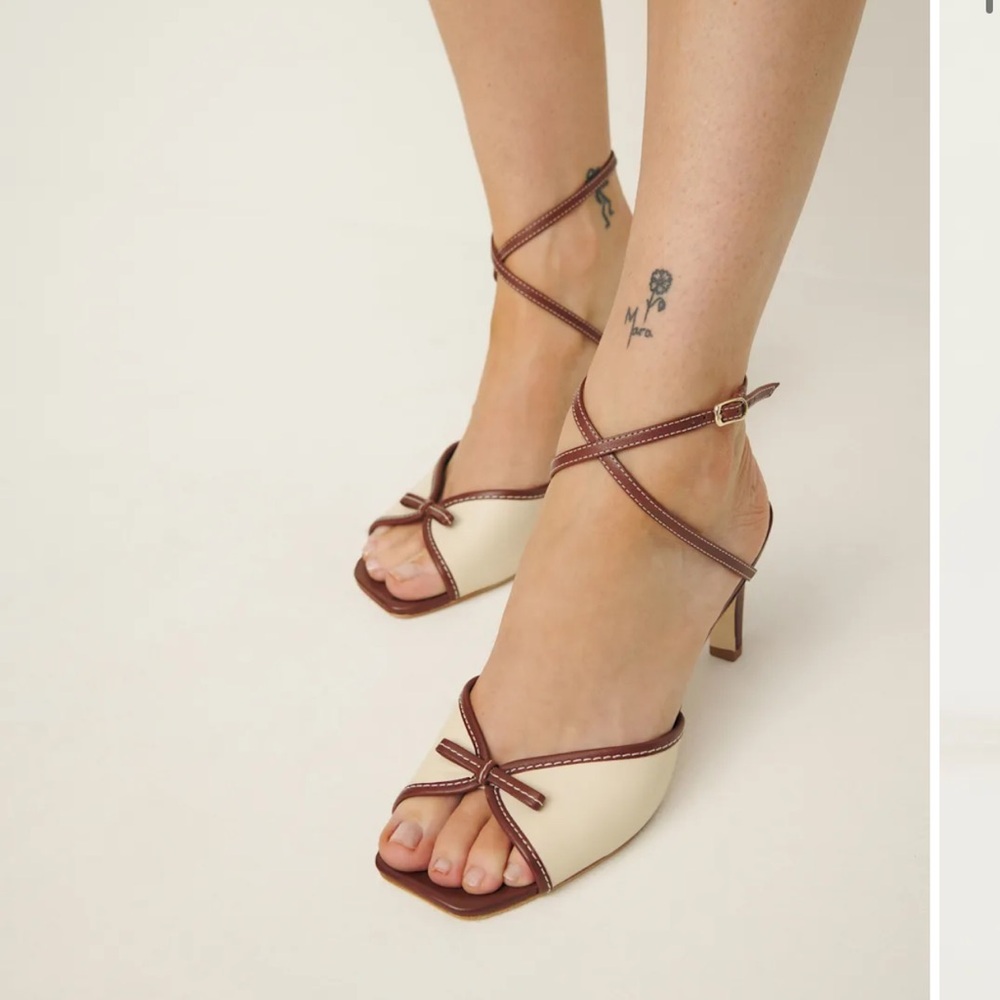 Reformation Gene Heeled Sandal - Size 9